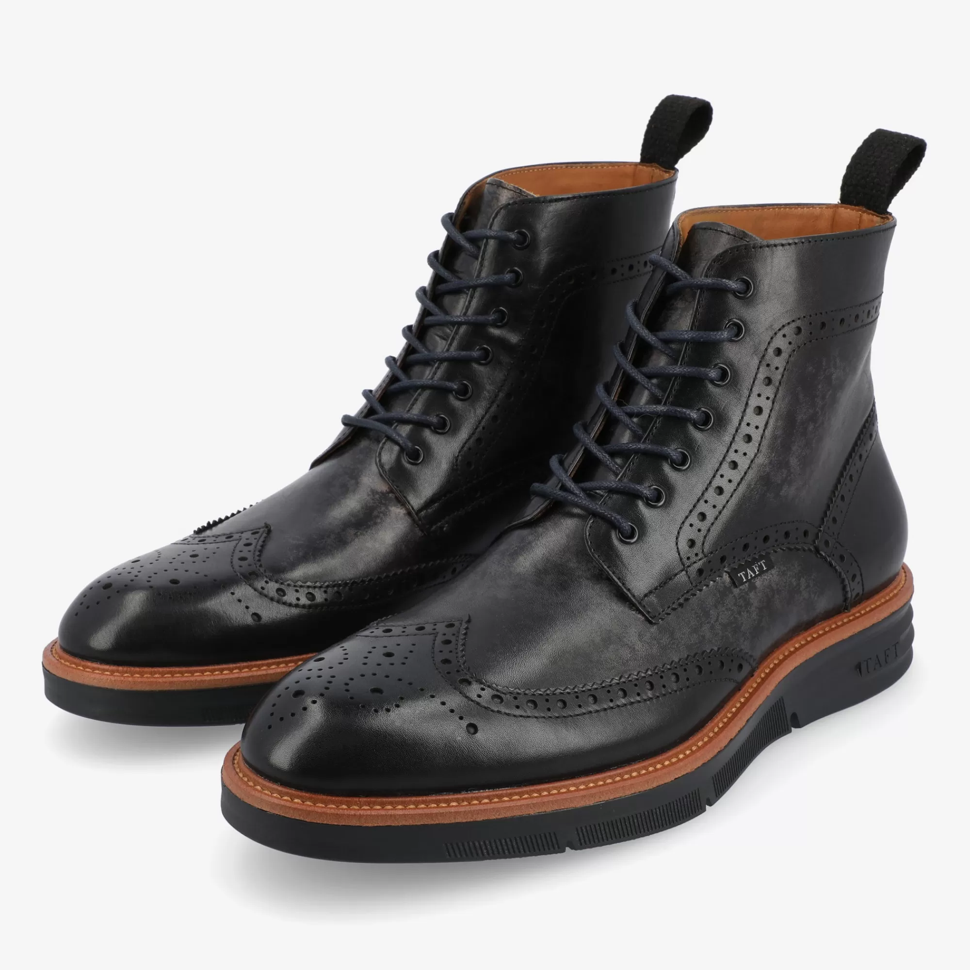 Hot TAFT Model 005 Boot In Midnight