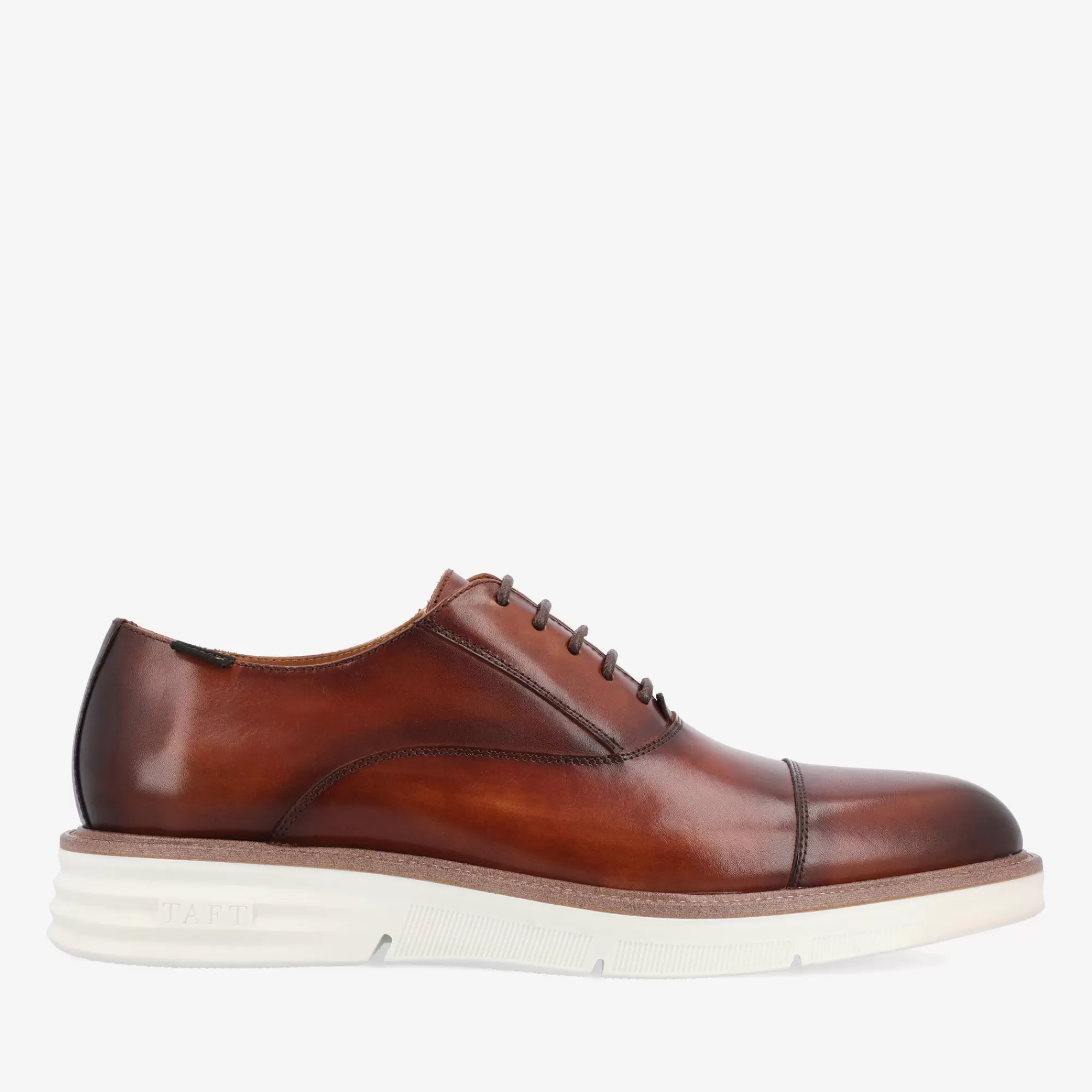 Store TAFT Model 102 Shoe In Honey