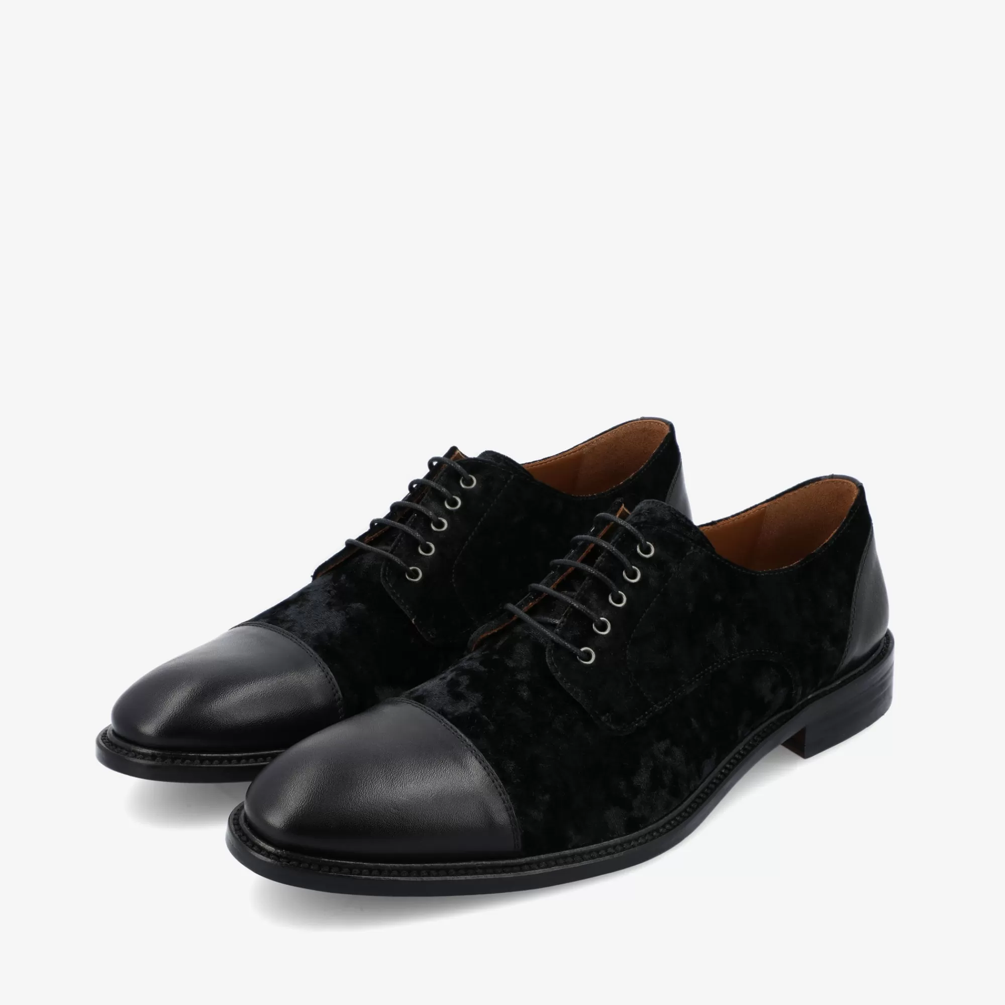 Best Sale TAFT The Jack Shoe In Black Velour |