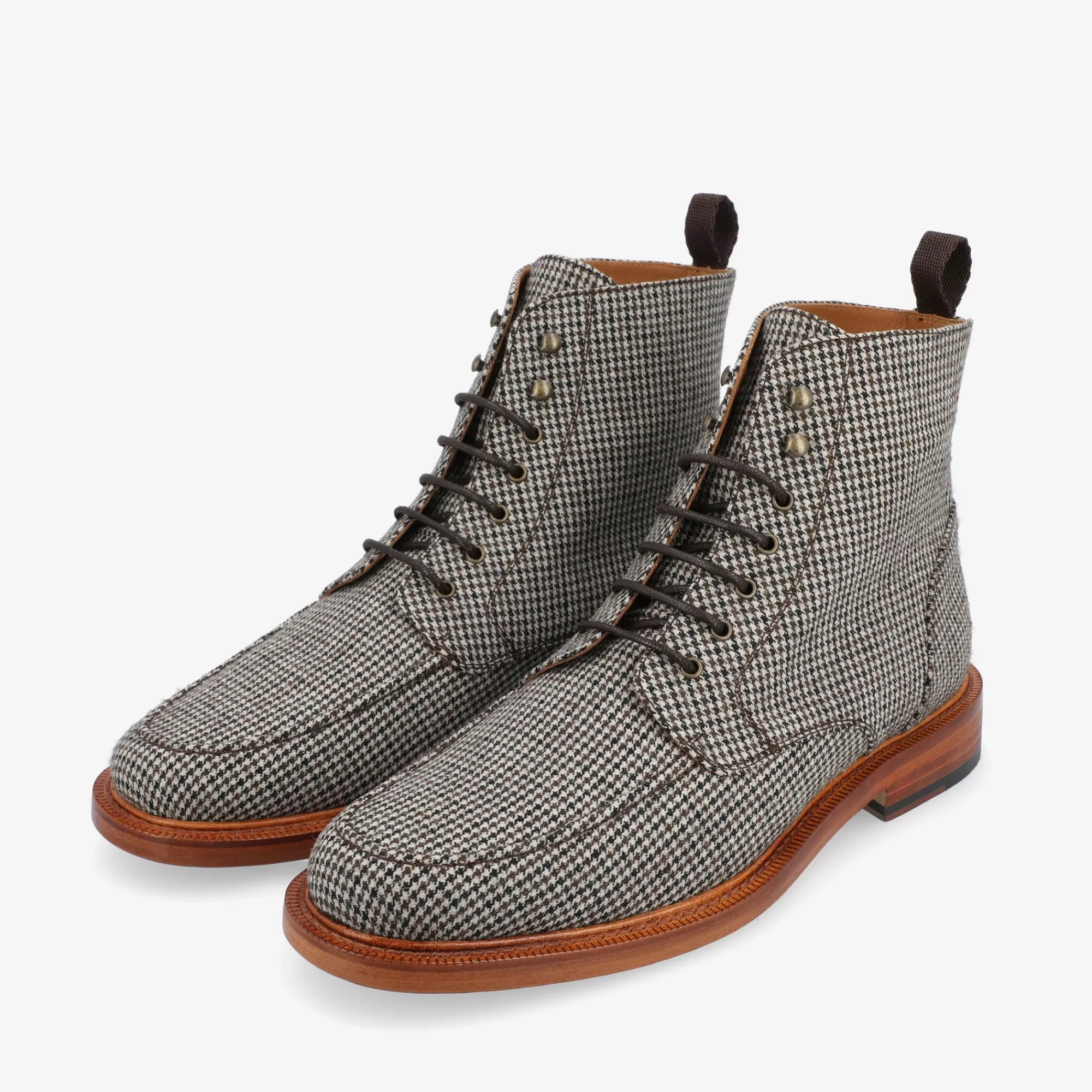 Best Sale TAFT The Smith Boot In Honey - Moc Toe Boot |