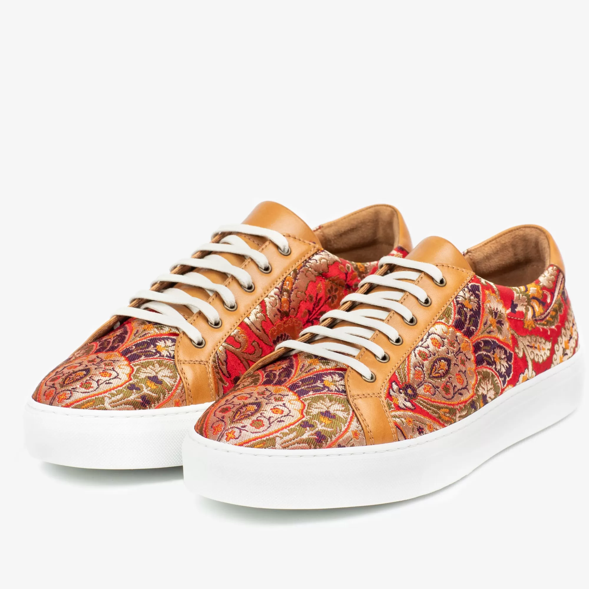 Outlet TAFT The Sneaker In Red Paisley - Unique Sneakers |